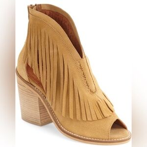 Musse & Cloud Galia Fringe Block Heel Peep Toe Bootie